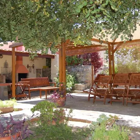 Lubagnu Vacanze- Zwei-zimmer-wohnung D By Interhome
